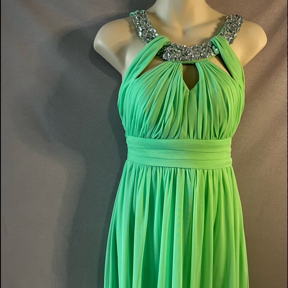 High Low Dress - Picture 3 of 15